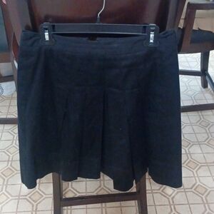 SIZE 6 ANN TAYLOR LOFT PLEATED LINED BLACK SKIRT